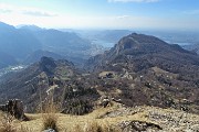 23 Vista sul Pian dei Resinelli e verso Lecco, i suoi laghi, i suoi monti